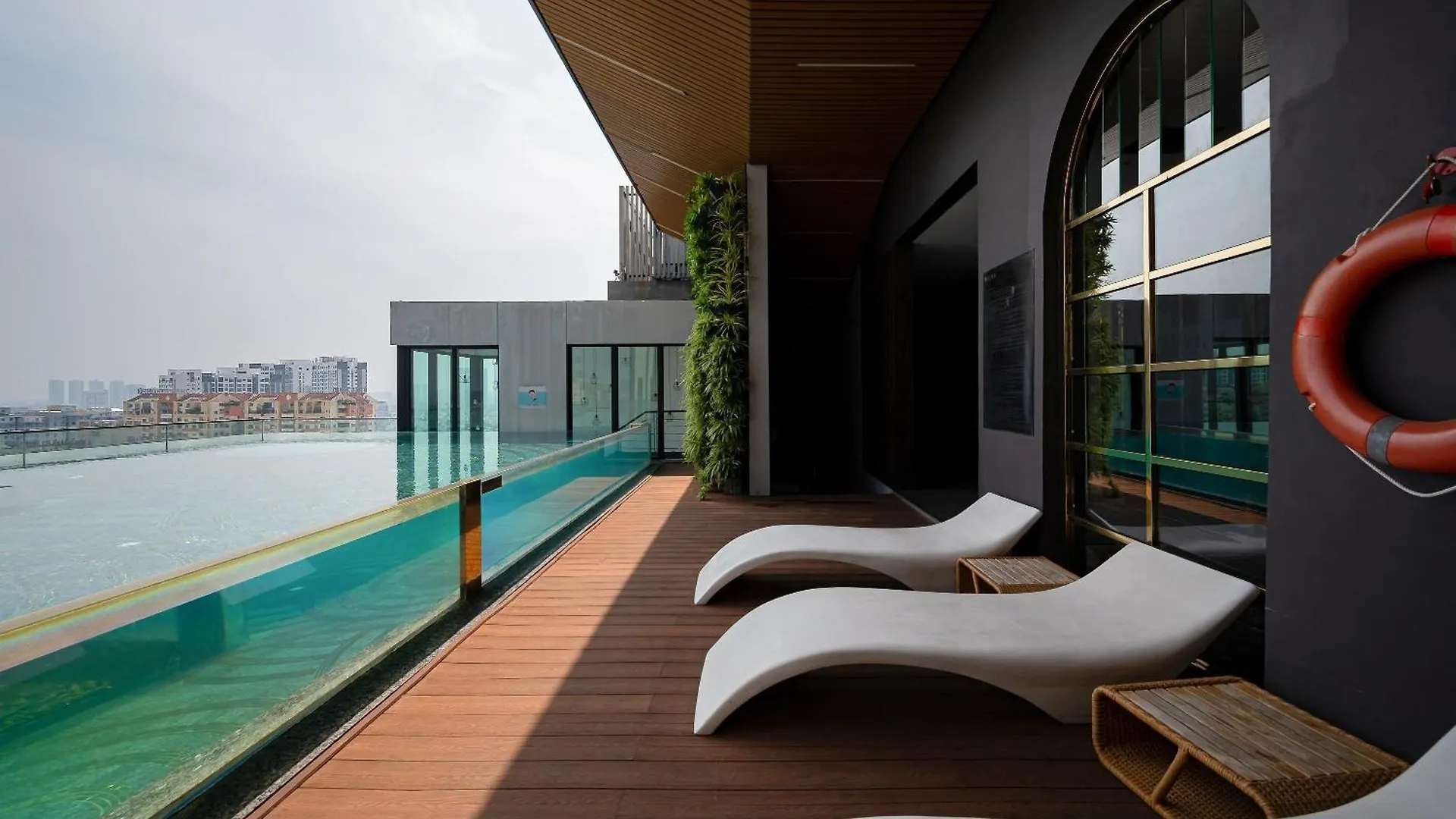 Zenity Riverside - Angia Hospitality Ho Chi Minh City 0*,